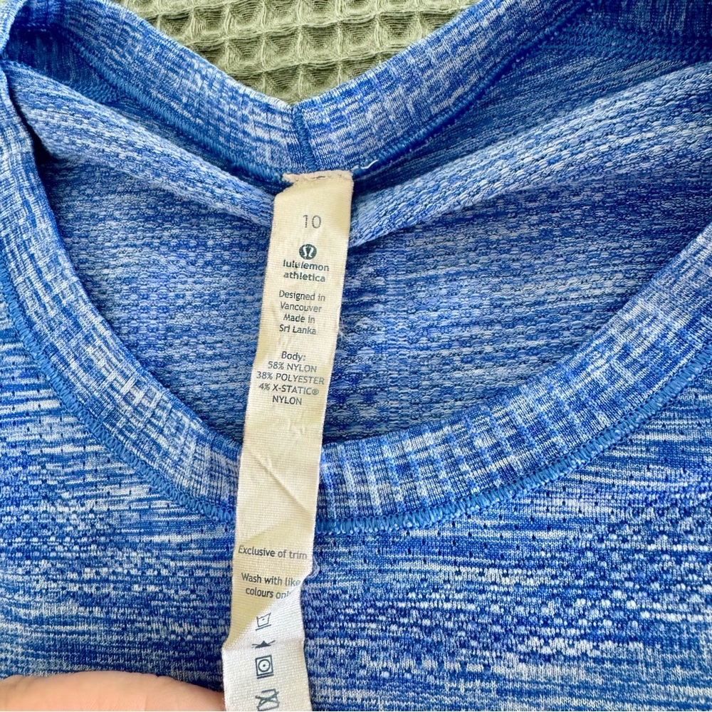 lululemon athletica Blue Heather Short Sleeve Tee - Picture 3 of 4